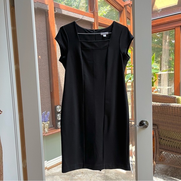 Joan Rivers~Timeless Cap Sleeve Dress-Size Large~Black - Picture 3 of 7